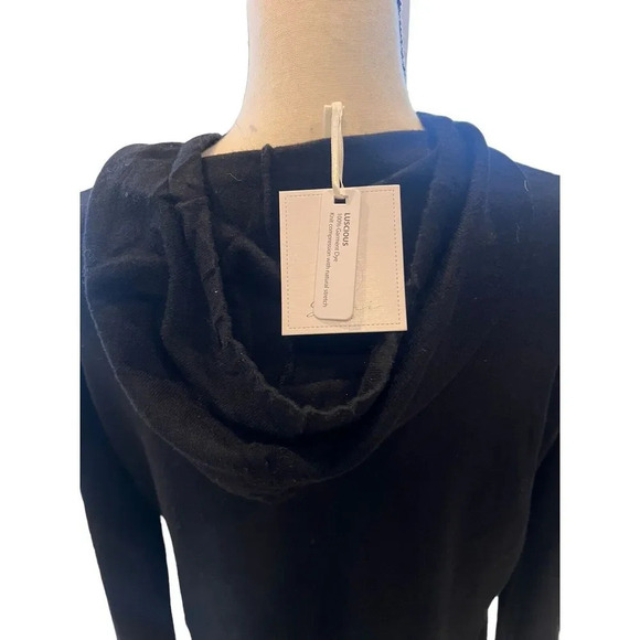 Siami Milano Women’s Black Knit Hoodie Sweater M Floral 3D Applique Pullover - Picture 9 of 12